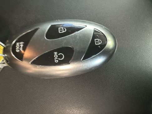 Used 2024 Hyundai Kona SE FWD image 28