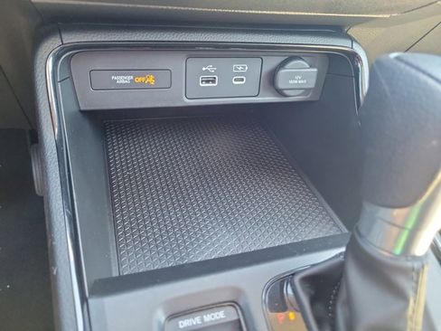Certified 2025 Honda CR-V EX image 34