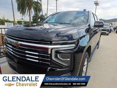Used 2025 Chevrolet Suburban LT