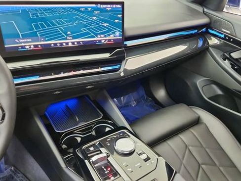 Used 2026 BMW 530i xDrive image 44