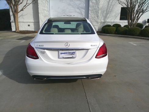 Used 2016 Mercedes-Benz C 300 4MATIC Sedan image 13