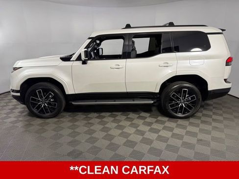 Used 2024 Lexus GX 550 w/ Accessory Package (Z1) image 5