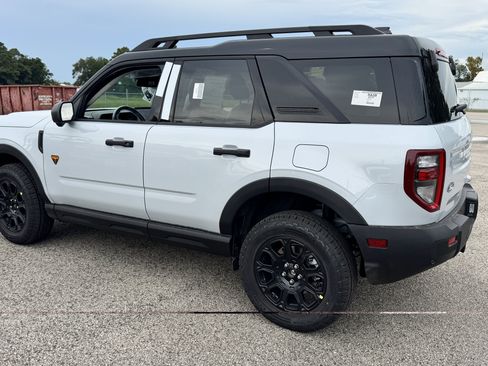 New 2026 Ford Bronco Sport Badlands AWD/4WD image 3