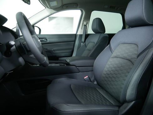 New 2026 Nissan Pathfinder SV AWD/4WD image 15