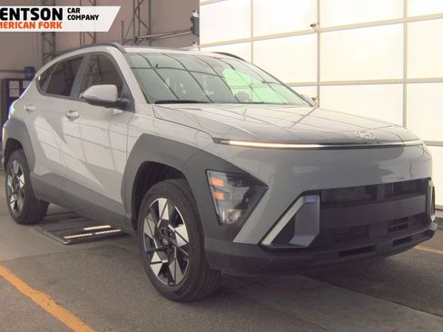 Used 2025 Hyundai Kona SEL AWD/4WD image 5