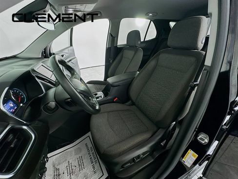 Used 2024 Chevrolet Equinox LT FWD image 29