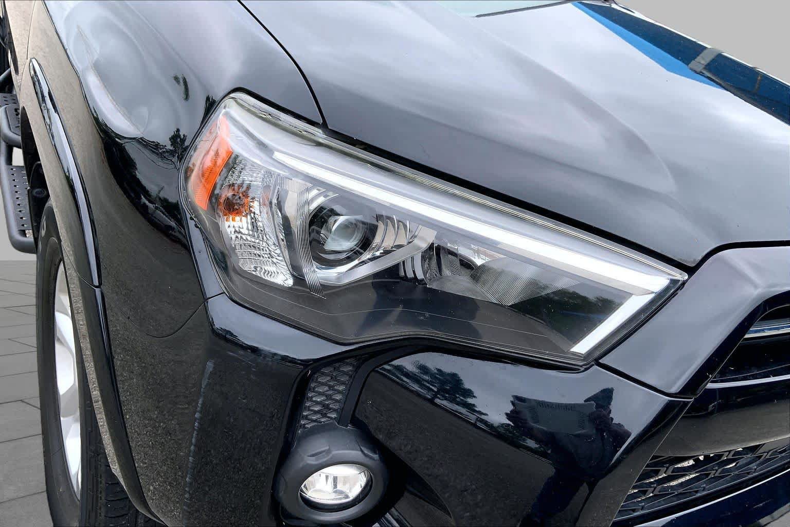 Used 2021 Toyota 4Runner SR5 RWD image 28