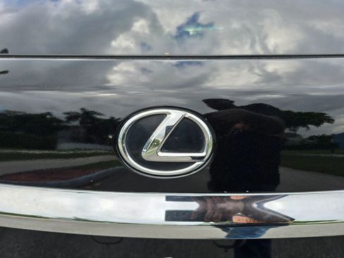 Used 2010 Lexus RX 350 2WD image 18