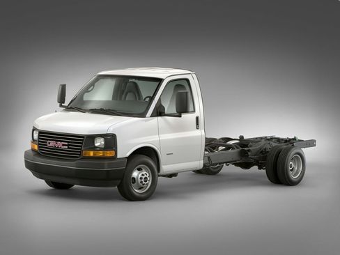 Used 2017 GMC Savana 3500 image 1