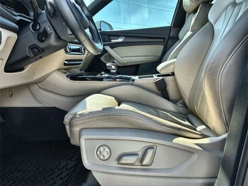 Used 2022 Audi Q5 2.0T Premium Plus w/ Premium Plus Package image 18