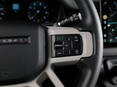 Certified 2025 Land Rover Defender 110 S AWD/4WD image 22
