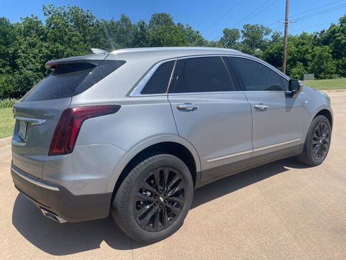 Used 2024 Cadillac XT5 Luxury FWD image 5