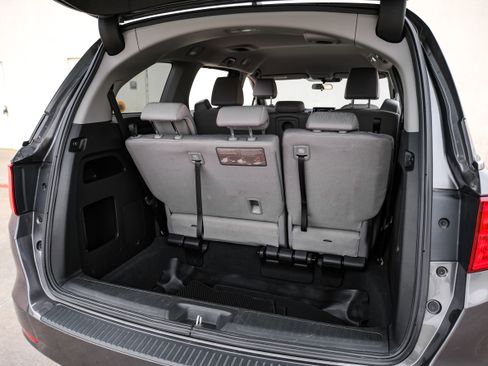 Used 2019 Honda Odyssey EX image 42