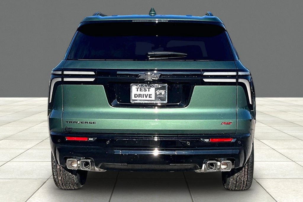 New 2027 Chevrolet Traverse RS w/ LPO, Floor Liner Package FWD image 4