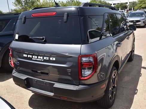 Used 2023 Ford Bronco Sport Outer Banks w/ Tech Package AWD/4WD image 7