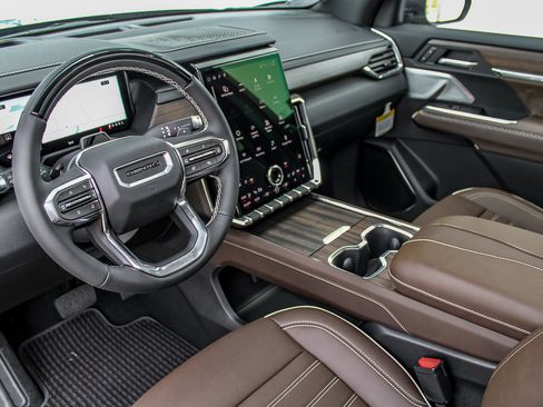 New 2027 GMC Acadia Denali Ultimate AWD/4WD image 18
