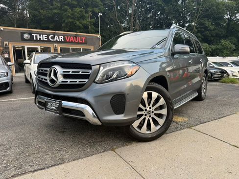 Used 2019 Mercedes-Benz GLS 450 4MATIC image 2
