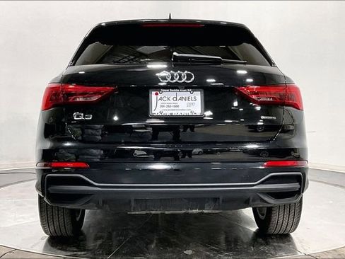 Certified 2025 Audi Q3 2.0T Premium w/ Convenience Package image 4