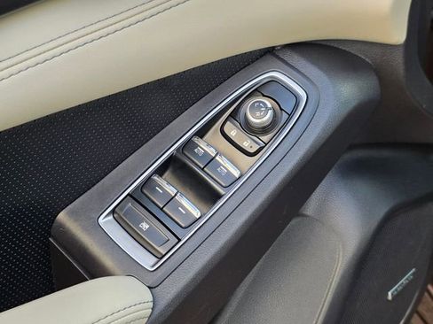 Used 2020 Subaru Ascent Limited w/ Technology Package image 26