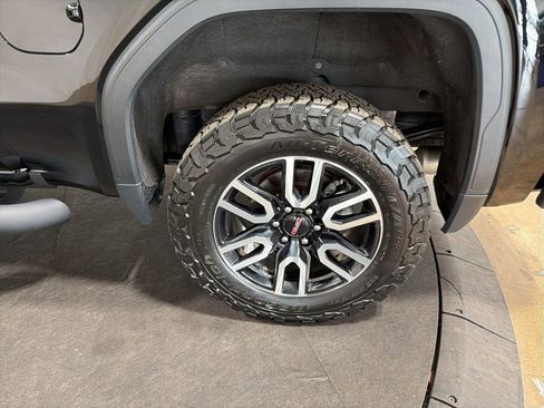 Certified 2021 GMC Sierra 1500 AT4 AWD/4WD image 38