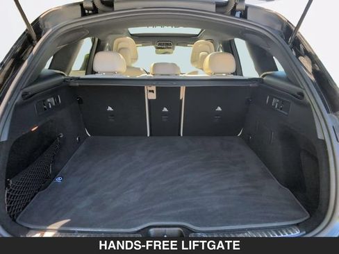 Used 2023 Mercedes-Benz GLC 300 4MATIC image 29