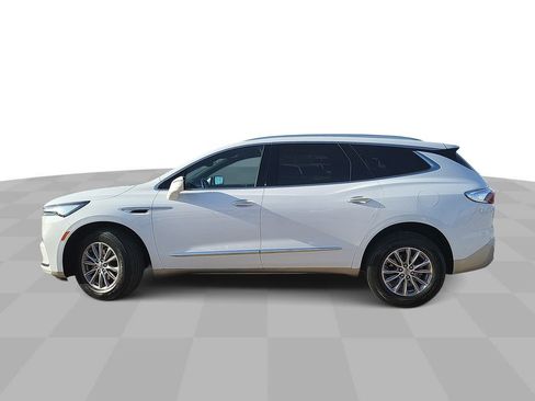 Used 2024 Buick Enclave Premium image 5