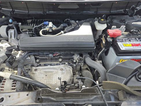 Used 2018 Nissan Rogue SV FWD image 30