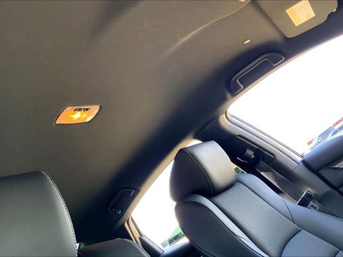 Used 2022 Honda Accord Sport image 13