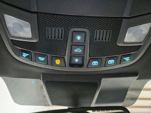 Used 2020 Ford F350 Platinum w/ FX4 Off-Road Package image 70