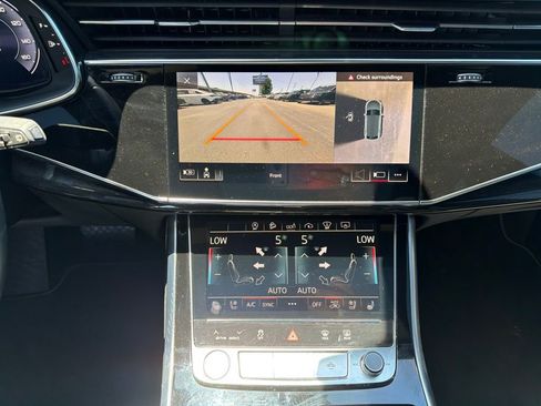 Used 2020 Audi Q8 Prestige w/ Prestige Package AWD/4WD image 20