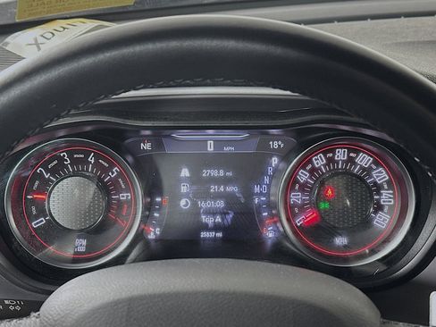 Used 2022 Dodge Challenger GT image 12