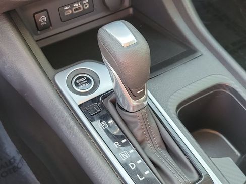 Used 2025 Nissan Sentra SV FWD image 26