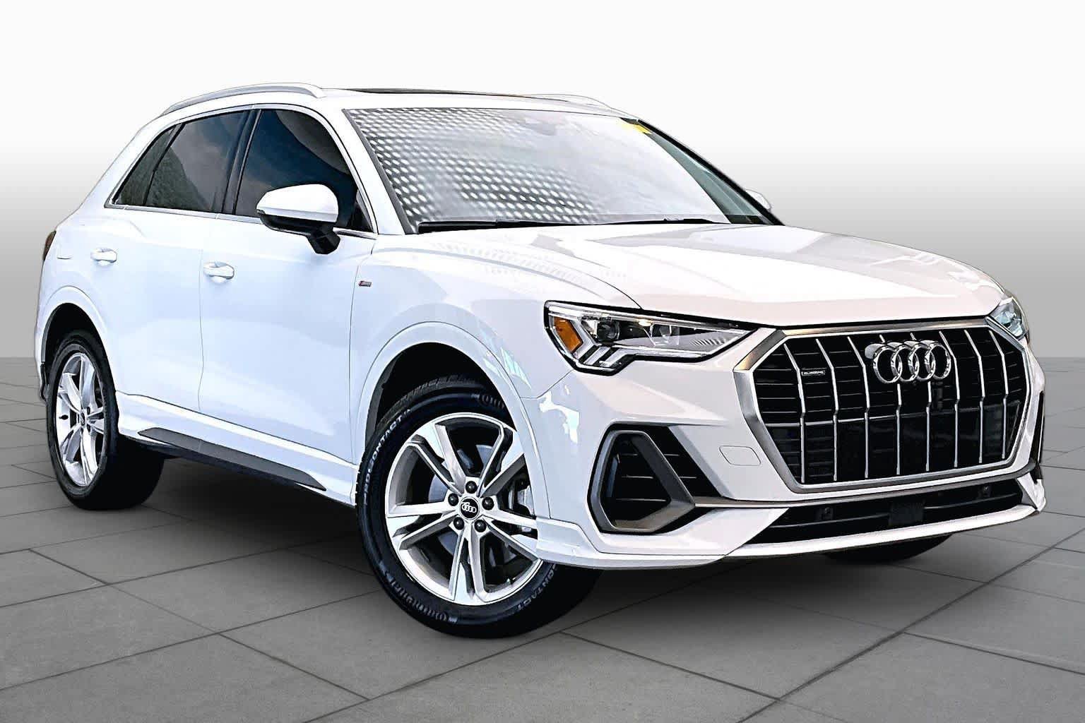 Used 2022 Audi Q3 2.0T Premium Plus w/ Premium Plus Package AWD/4WD image 3