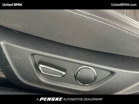 Used 2015 Ford Mustang Coupe RWD image 4