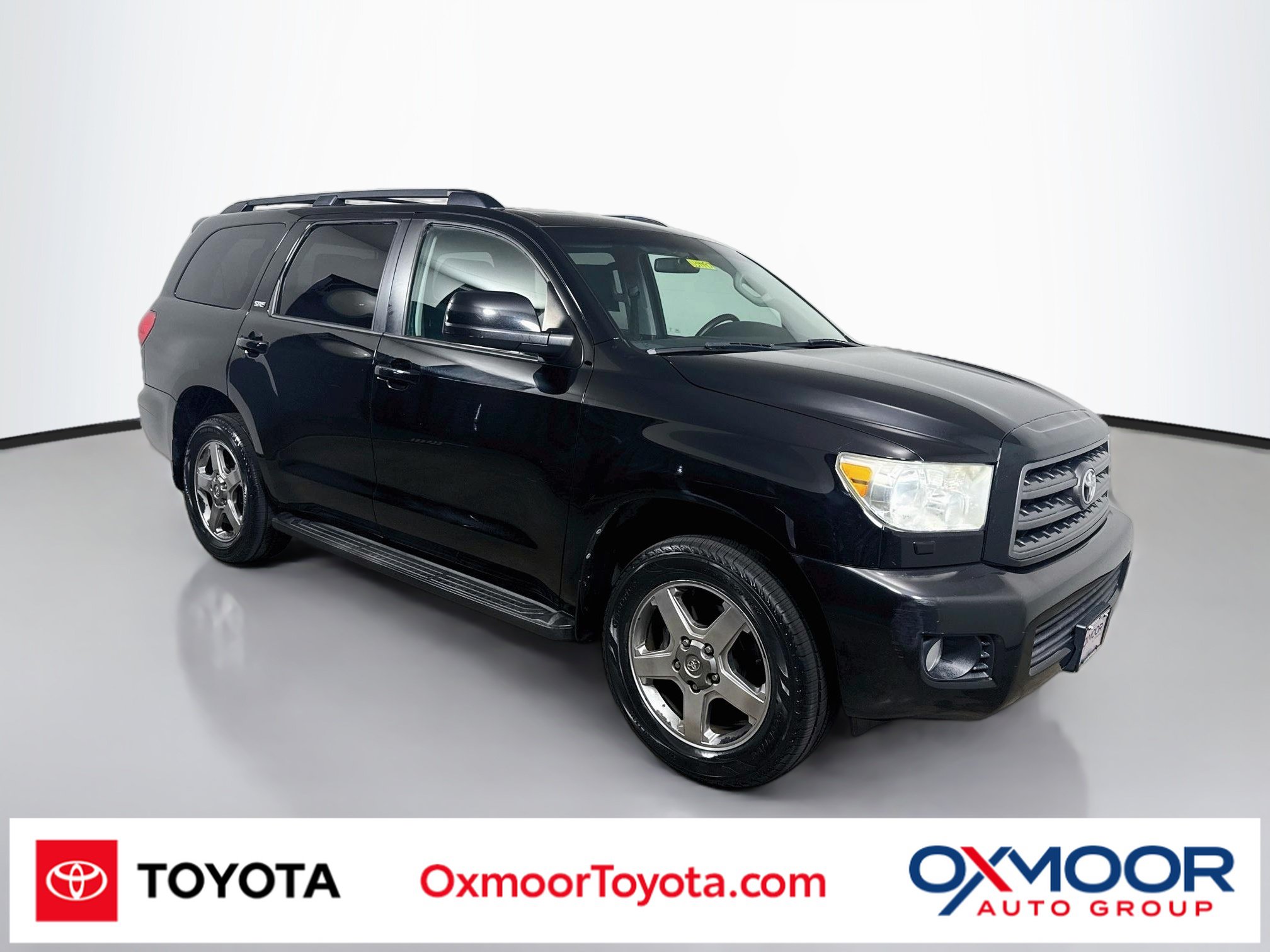 Used 2013 Toyota Sequoia SR5 w/ Sport Appearance Pkg AWD/4WD image 1