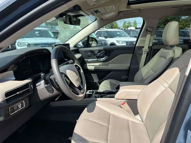 Used 2023 Lincoln Corsair AWD image 35