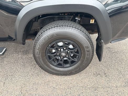 Used 2019 Toyota Tacoma SR w/ SX Package AWD/4WD image 39