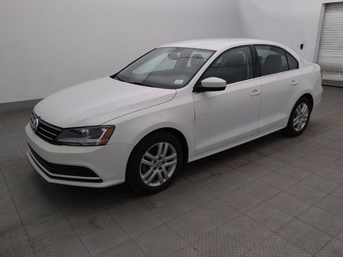 Used 2017 Volkswagen Jetta S w/ Jetta S Cold Weather Package FWD image 2