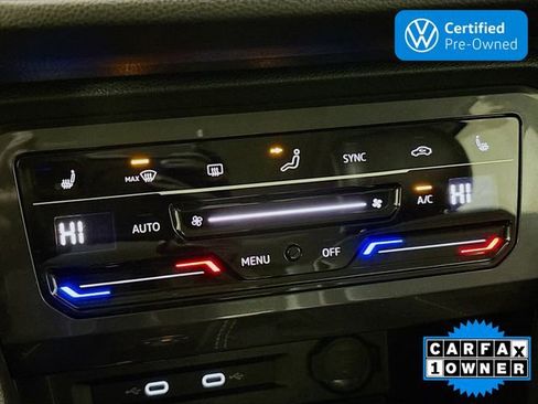 Certified 2022 Volkswagen Tiguan SE w/ Panoramic Sunroof Package image 17