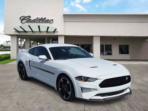 Used 2020 Ford Mustang GT Premium w/ Equipment Group 401A image 7