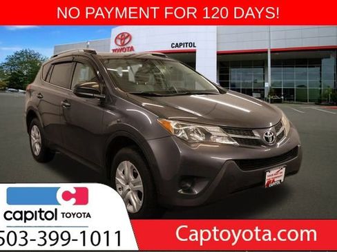 Used 2014 Toyota RAV4 LE image 1