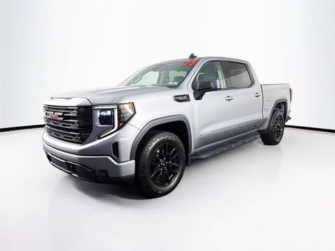 Used 2025 GMC Sierra 1500 Elevation AWD/4WD image 3