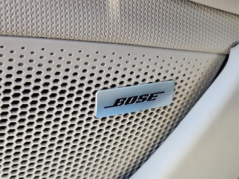 Certified 2025 Porsche Taycan 4S image 22