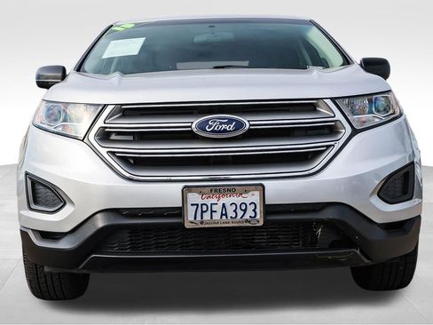 Used 2015 Ford Edge SE image 2