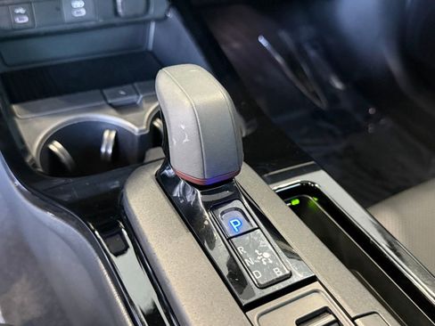 Used 2023 Toyota Prius Prime Premium image 29