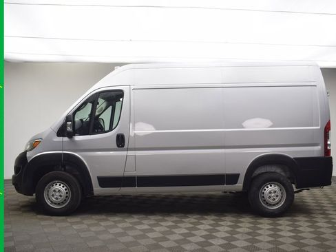 New 2026 RAM ProMaster 3500 w/ Convenience Group image 13