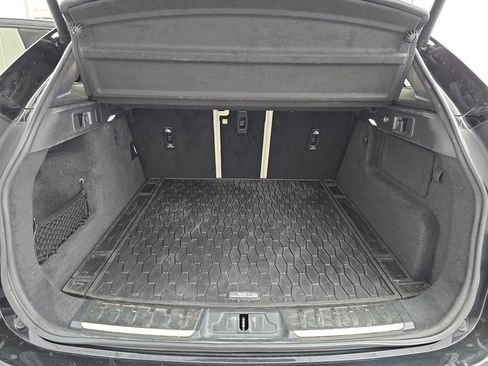 Used 2021 Jaguar F-PACE S image 12