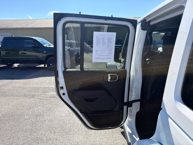 Used 2026 Jeep Wrangler Unlimited Rubicon w/ Safety Group AWD/4WD image 41