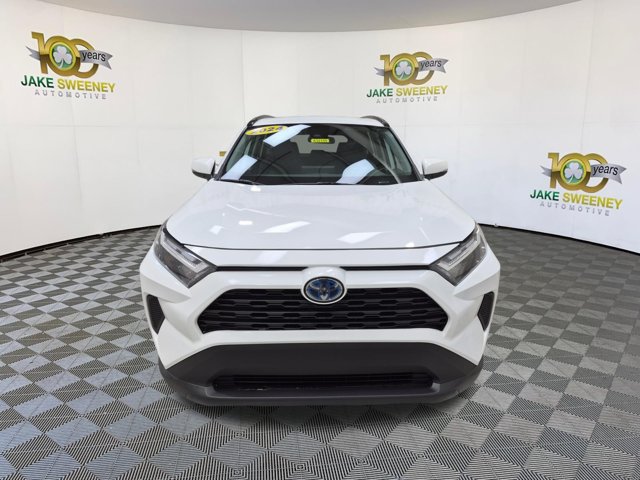 Used 2024 Toyota RAV4 XLE AWD/4WD image 3