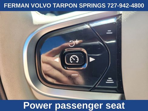 New 2025 Volvo XC90 B6 Plus w/ Protection Package Premier image 32